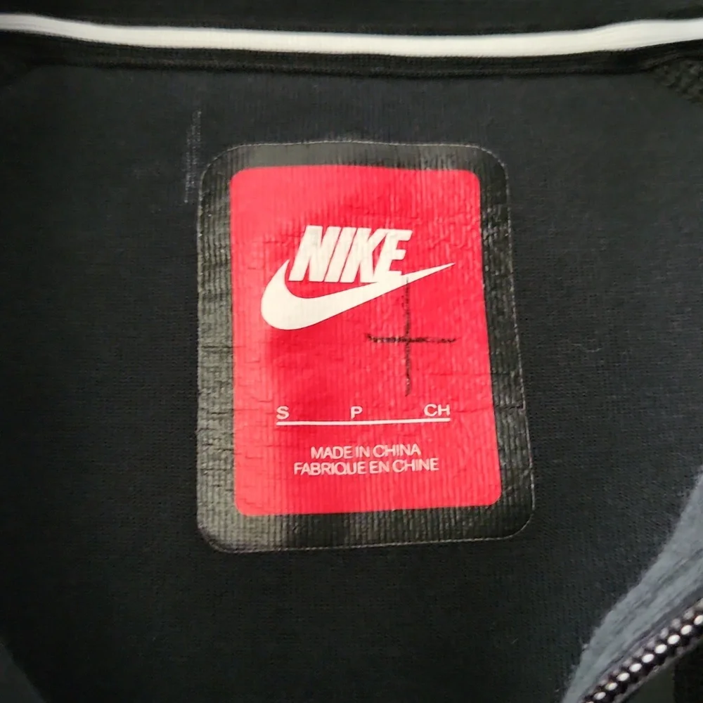 Nike woman's hoodie‎